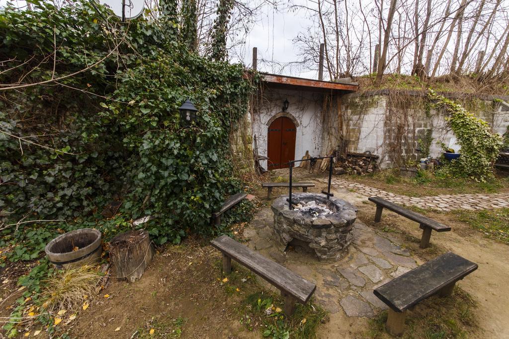 Ambitus-Haz Apartment Egerszalok Bagian luar foto